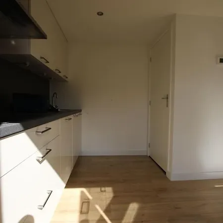 Zomerhuis Benita's Met Parkeer Plaats Apartment Noordwijk