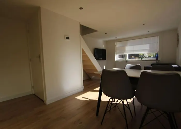 Have A Stay! - Zomerhuis Benita's Met Parkeer Plaats